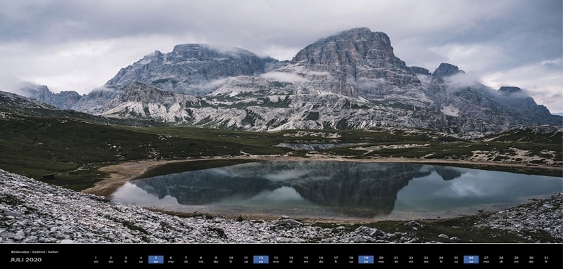 graphic calendar design